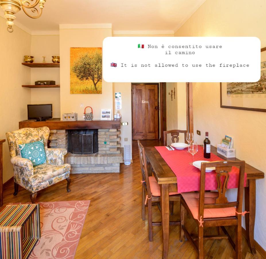 Sangi Studio Apartment - With Amazing View Of The Duomo San Gimignano Exterior foto